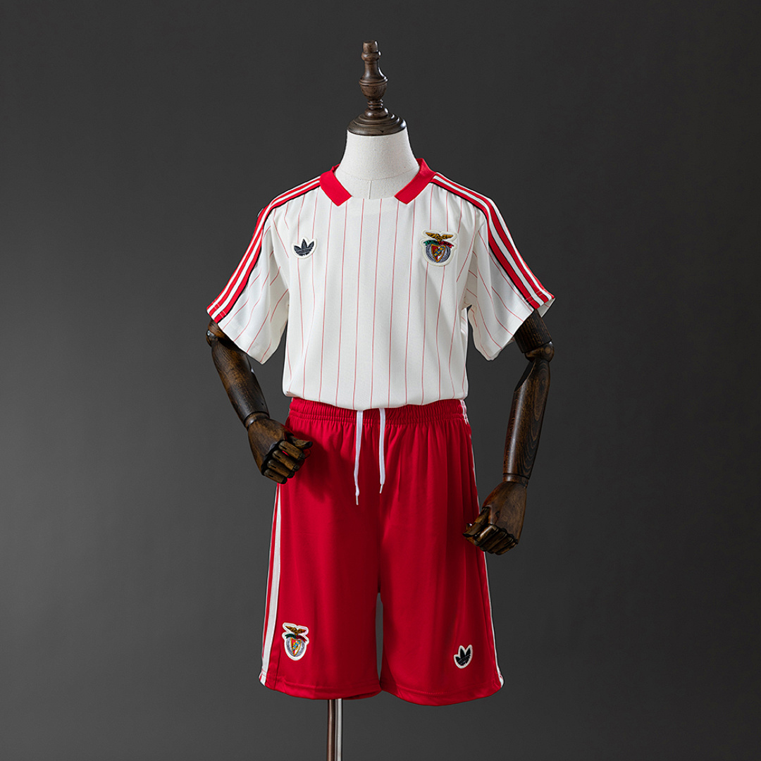 25/26 Benfica Retrô Edição especial Tamanho: 16-28, foto 1