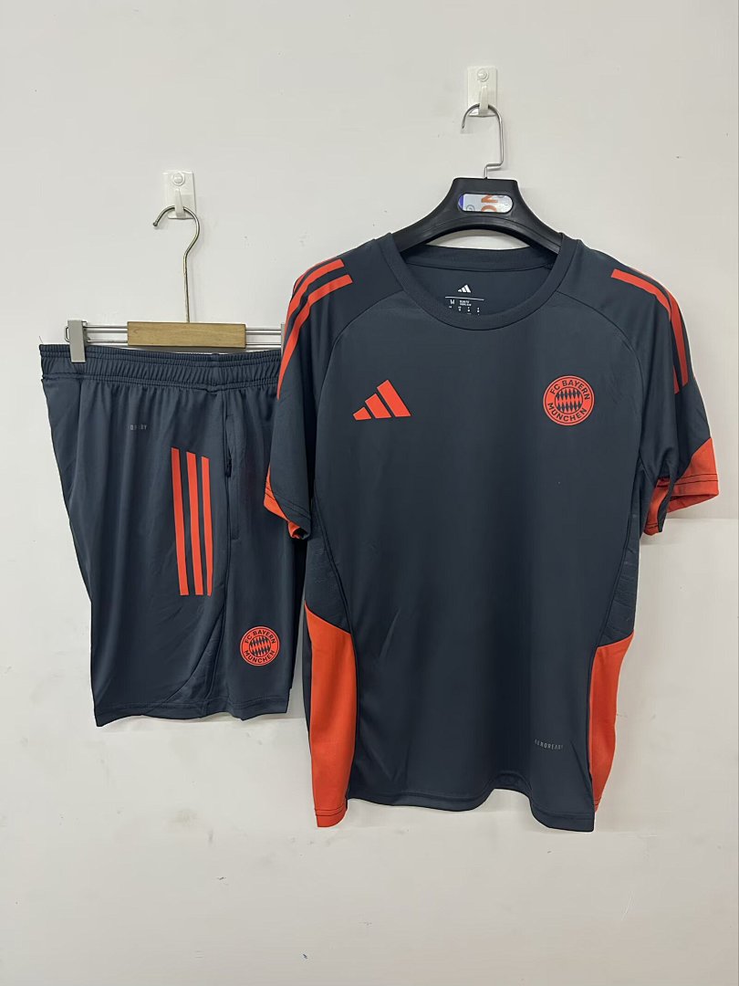 25/26 Bayern Munich training uniform black gray S-3XL, foto 1