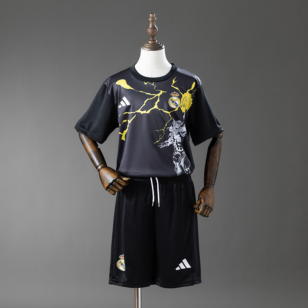 Real Madrid 25/26 Avengers - Pre-Match(Black) Kit infantil Tamanho 16-28, foto 1