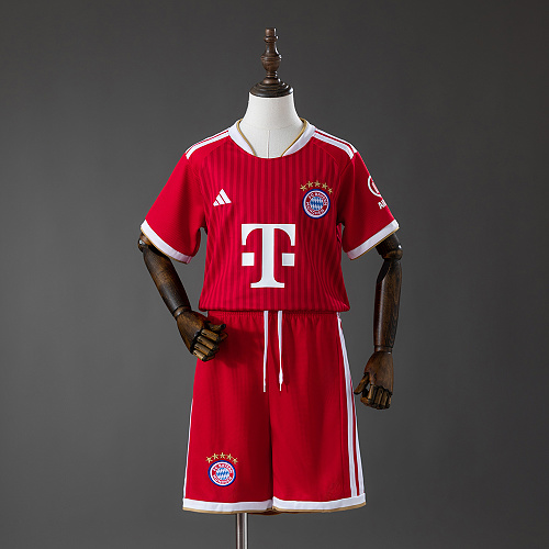 Bayern Munich 26/27 Titular Kit infantil Tamanho:16-28