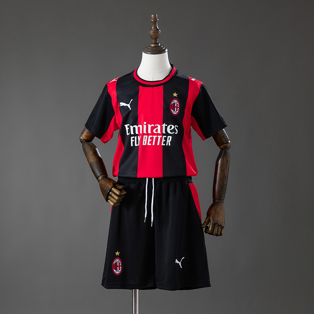AC Milan 26/27 Titular Kit infantil Tamanho:16-28, foto 1