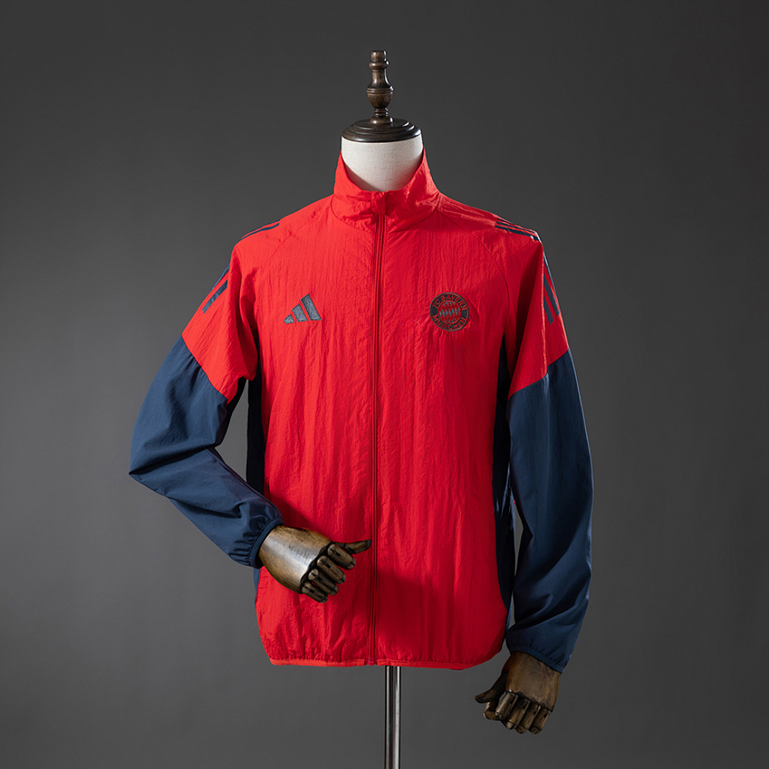 Bayern Munich Windbreaker - Red S-XXL, foto 1