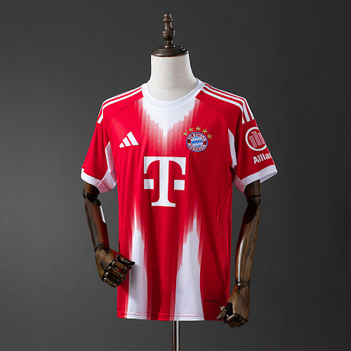 25/26 Bayern Munich Titular S-4XL