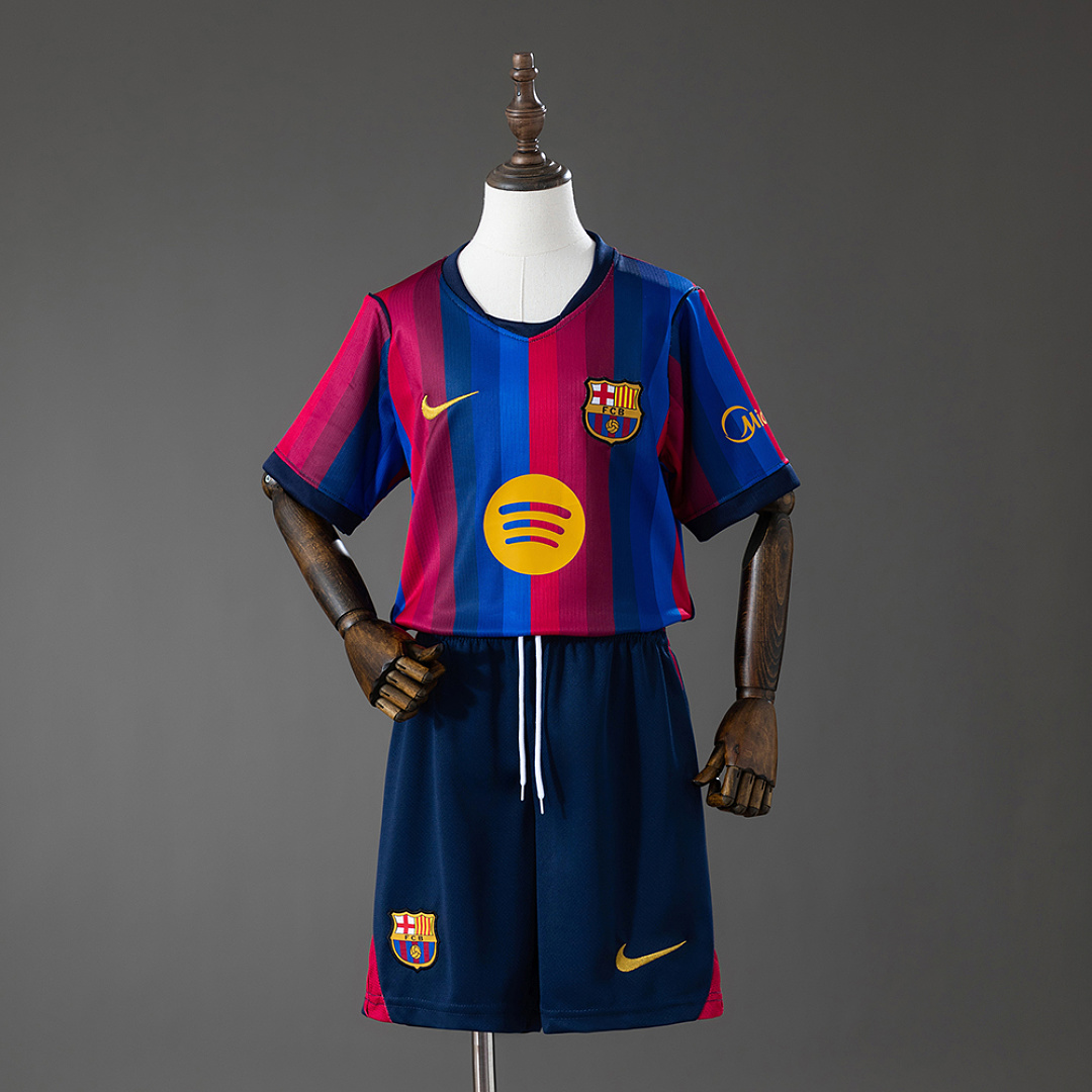 Barcelona 26/27 Titular Kit infantil Tamanho 16-28, foto 1