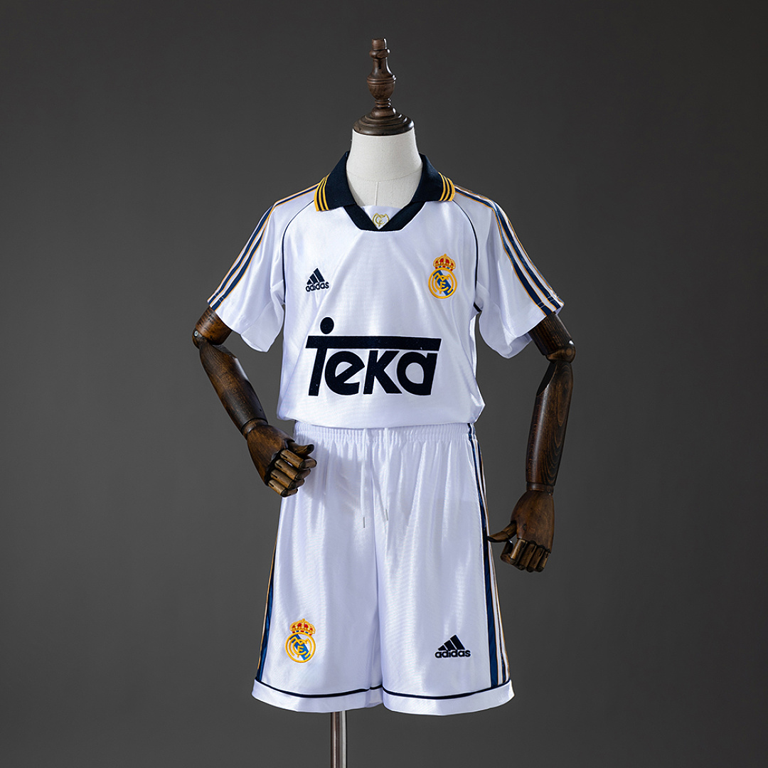 Real Madrid 98/00 Titular Retrô Kit infantil Tamanho 16-28, foto 1