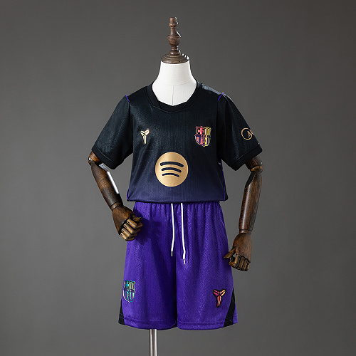 Barcelona x Kobe Bryant 26/27 Visitante Kit infantil Tamanho 16-28