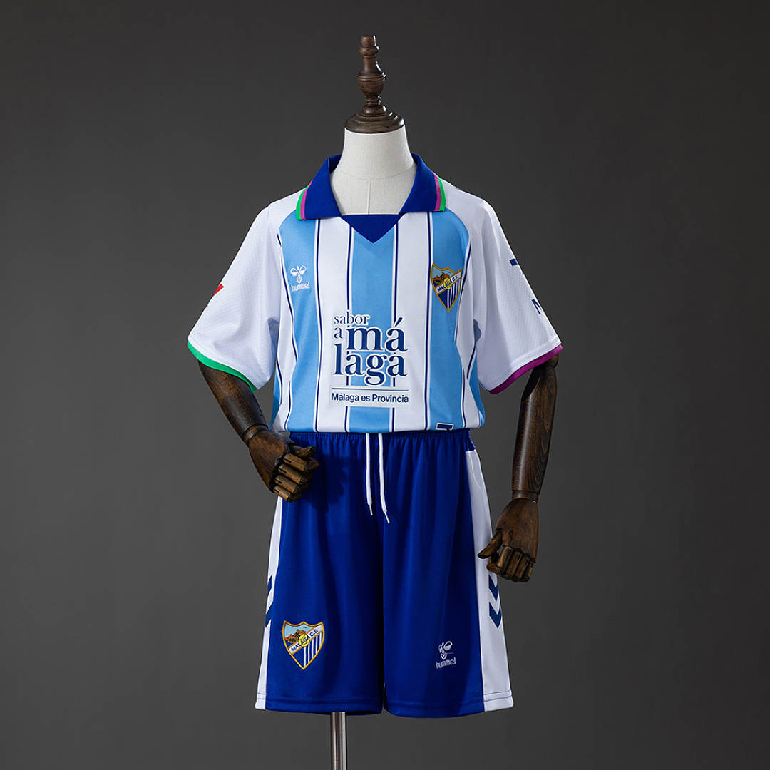 Malaga 26/27 Titular Kit infantil Tamanho 16-28, foto 1