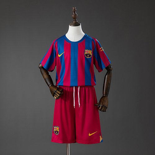 Barcelona 05/06 Titular (UEFA Champions League) Retrô Kit infantil Tamanho 16-28