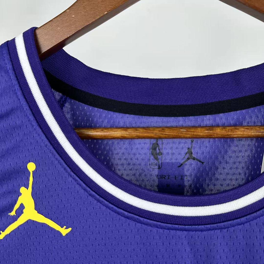 Los Angeles Lakers 25/26 Limited Swingman #8 Kobe Bryant Camisa, foto 5