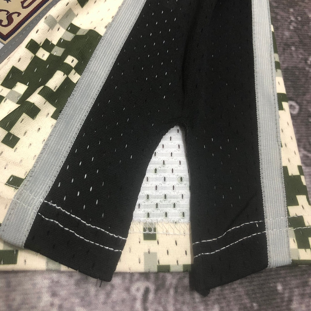 MN热压复古球衣:SW 马刺队13/14赛季 迷彩 20号 吉诺比利, foto 7