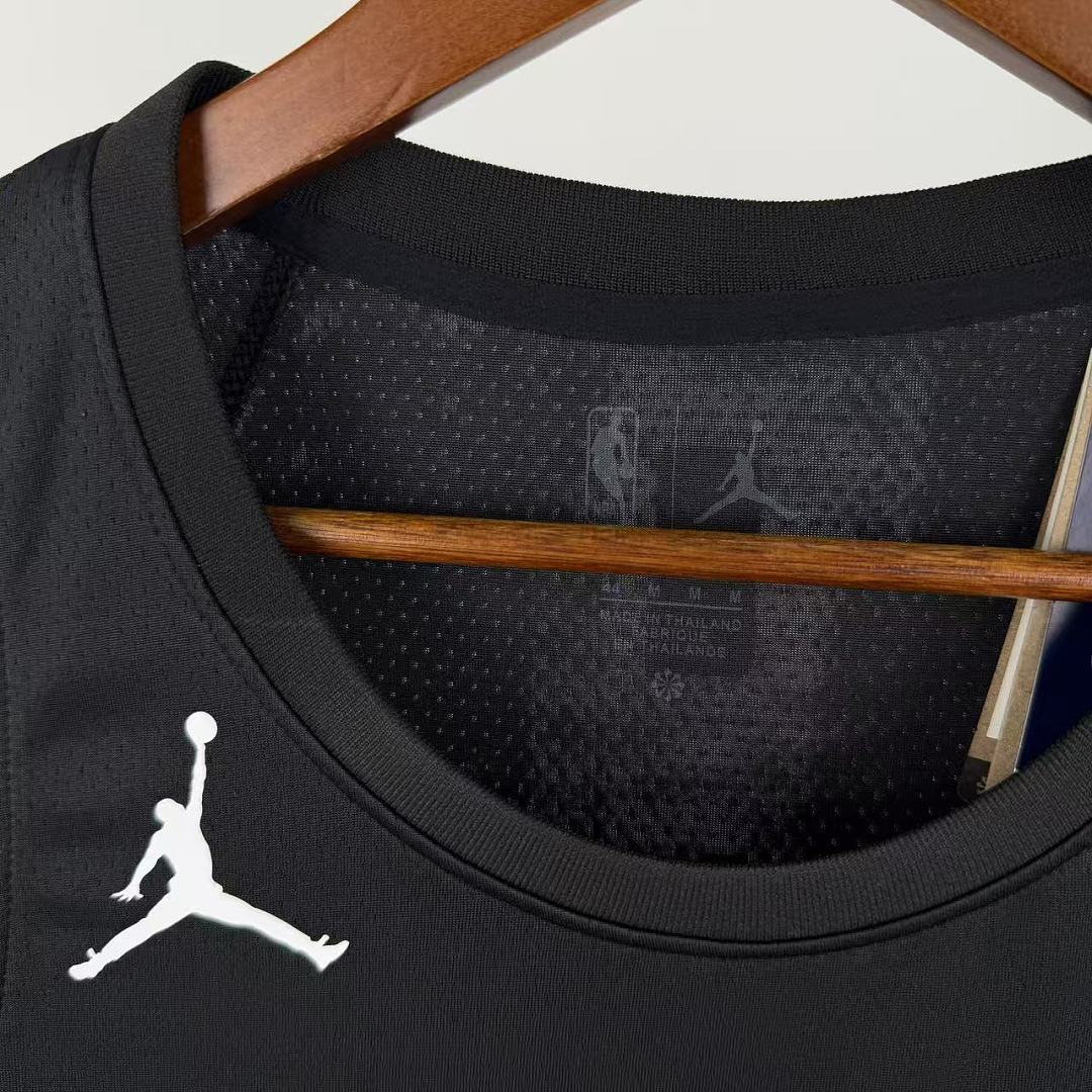 New York Knicks 25/26 Swingman #8 Camisa, foto 1