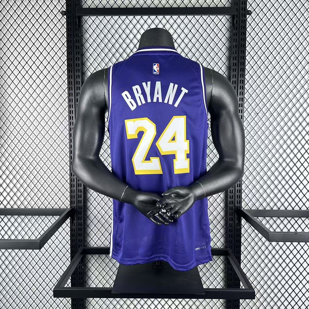 Los Angeles Lakers 25/26 Limited Swingman #24 Kobe Bryant Camisa, foto 11