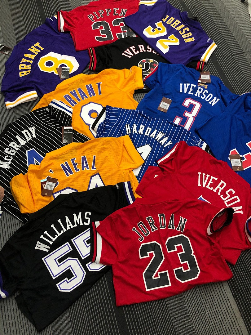 Mitchellness 公牛队 红色 23号 乔丹 艾佛森 复古网眼短袖, foto 1