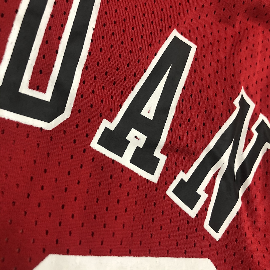 Mitchellness 公牛队 红色 23号 乔丹 艾佛森 复古网眼短袖, foto 4