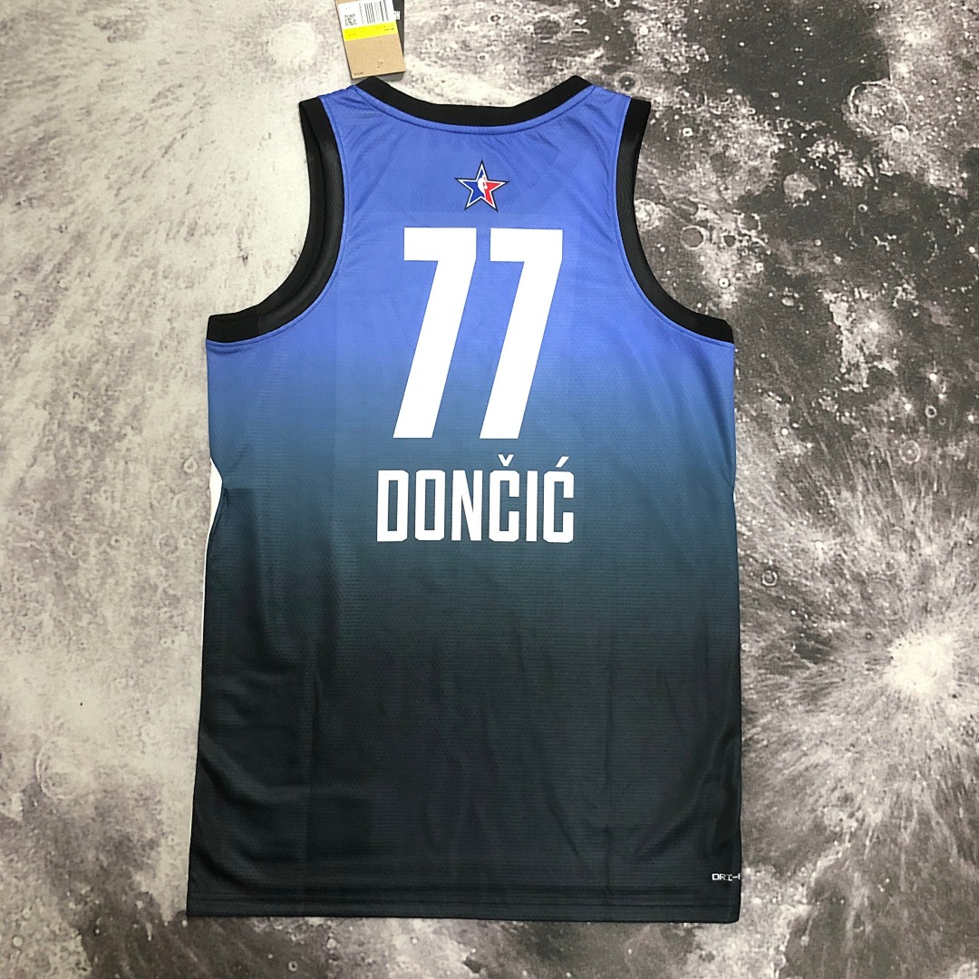23赛季 全明星 蓝色 77号 东契奇, foto 7