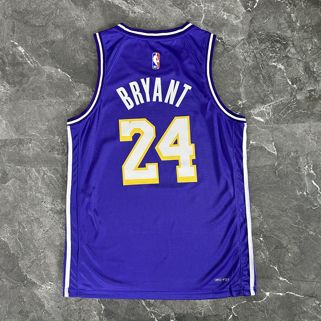 Los Angeles Lakers 25/26 Limited Swingman #24 Kobe Bryant Camisa, foto 12