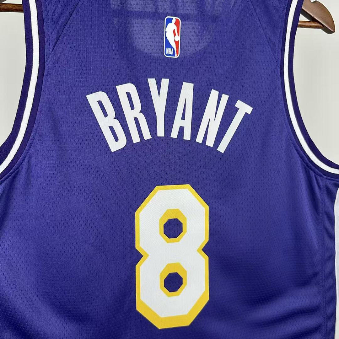 Los Angeles Lakers 25/26 Limited Swingman #8 Kobe Bryant Camisa, foto 8