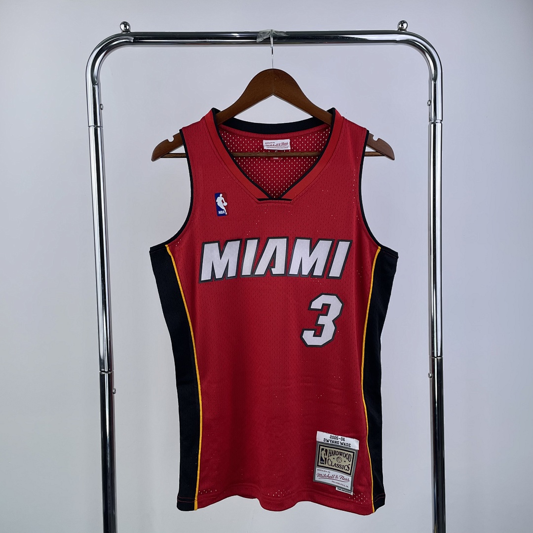 MN热压复古球衣:SW 热火队05/06赛季 红色 3号韦德, foto 2