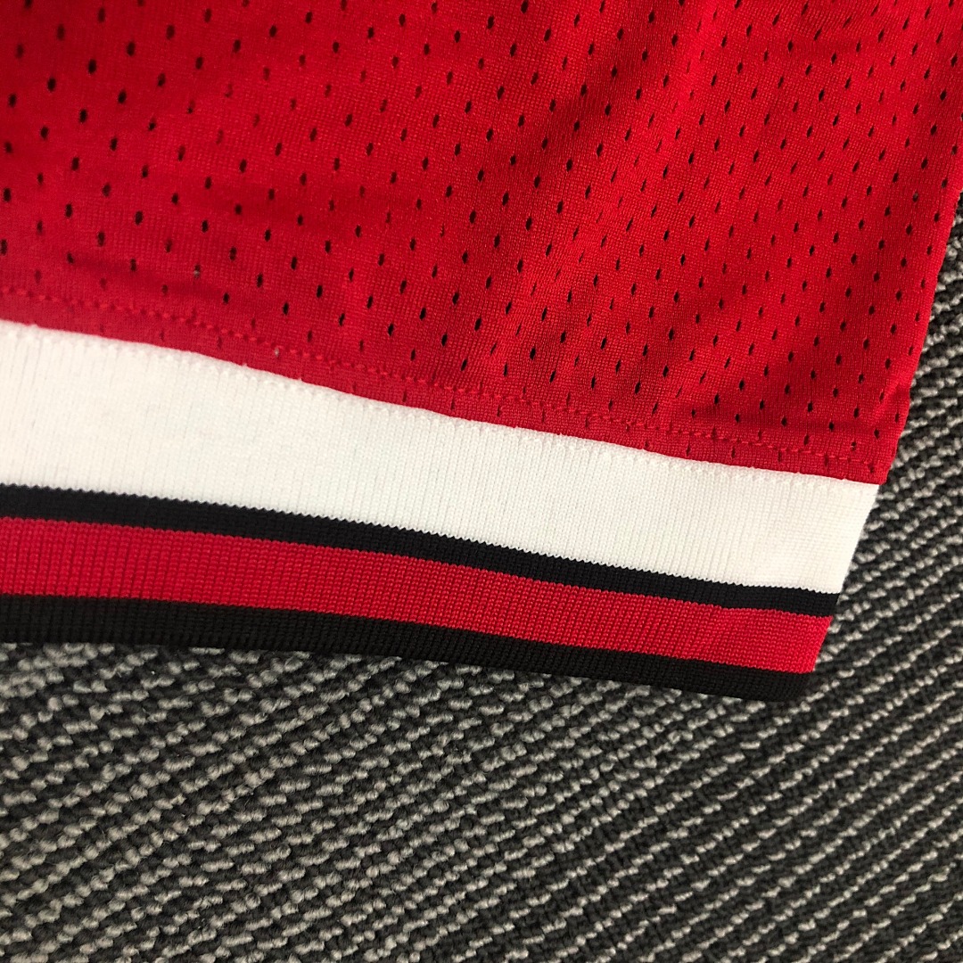 Mitchellness 公牛队 红色 23号 乔丹 艾佛森 复古网眼短袖, foto 11