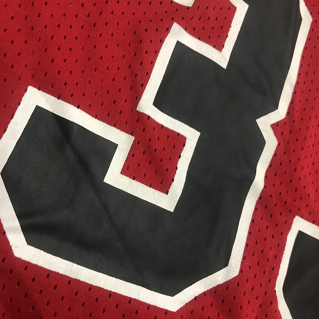 Mitchellness 公牛队 红色 33号 皮蓬 复古网眼短袖, foto 6