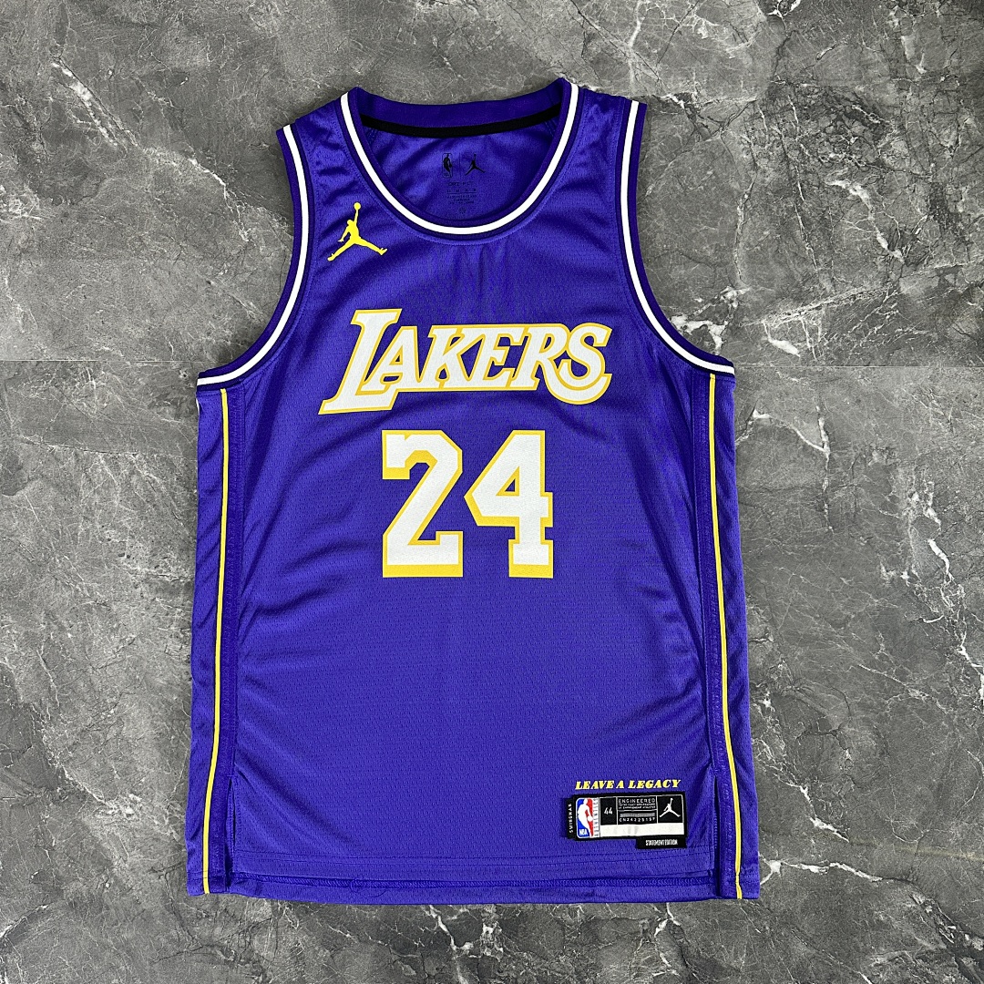 Los Angeles Lakers 25/26 Limited Swingman #24 Kobe Bryant Camisa, foto 13