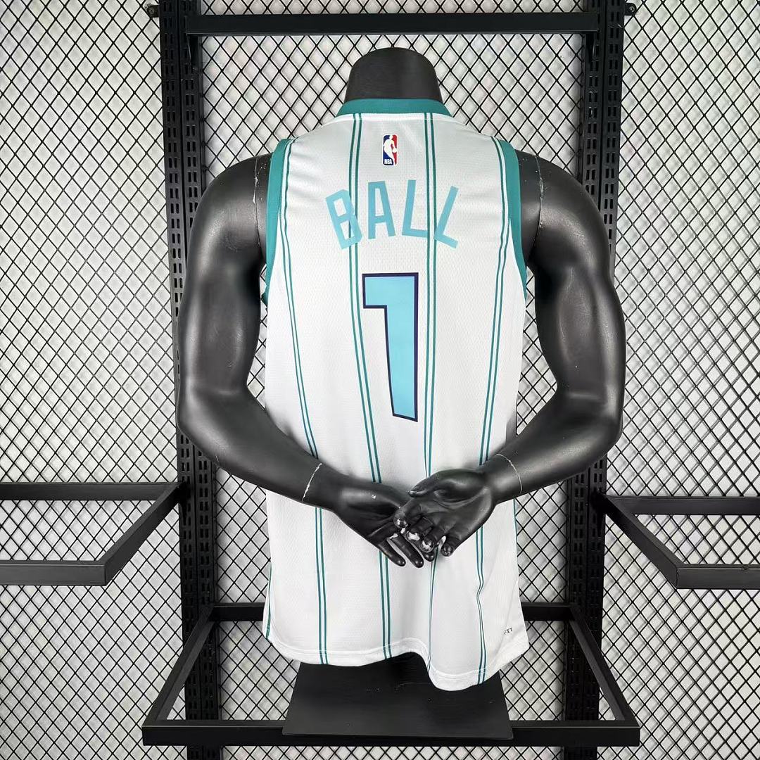 Charlotte Hornets Casa #1 Camisa Branca, foto 1
