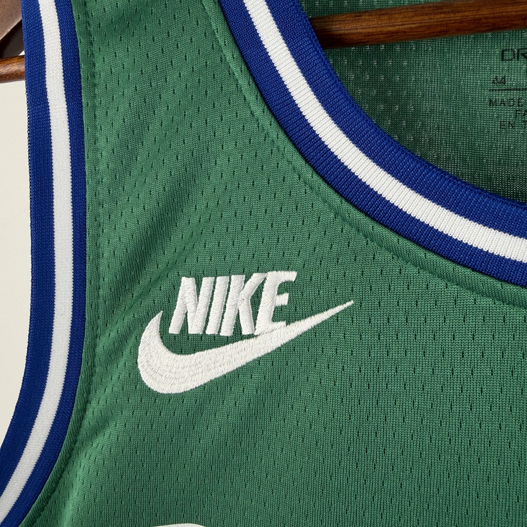 Dallas Mavericks 25/26 Retrô #77 Luka Doncic Camisa Verde, foto 7